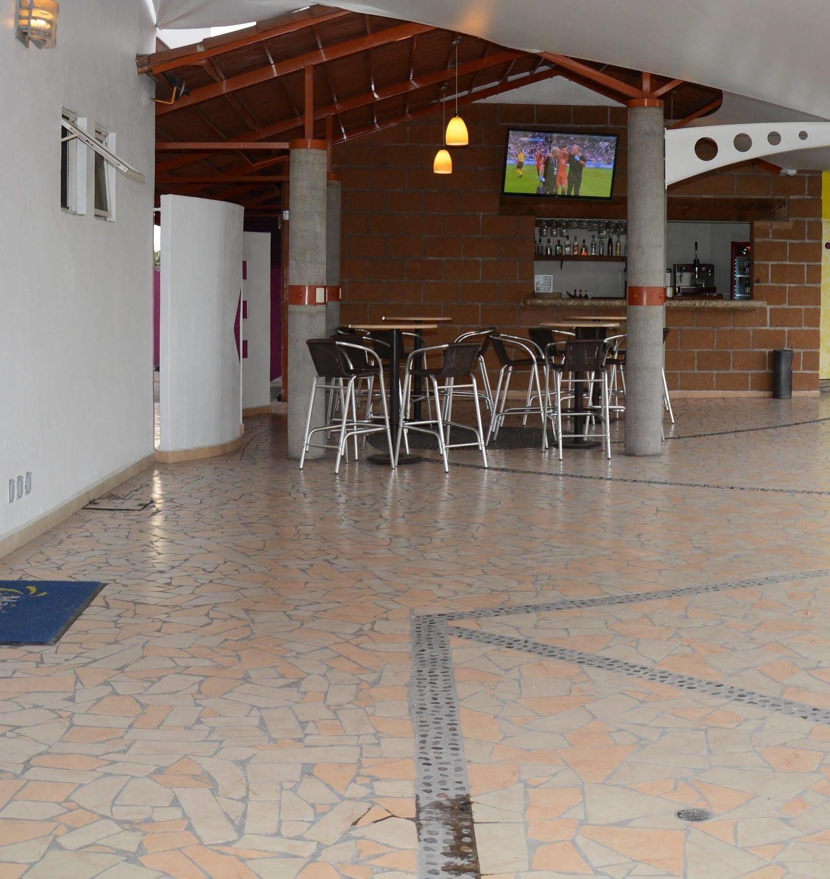 Hotel Magico Inn Cuautla  Екстериор снимка